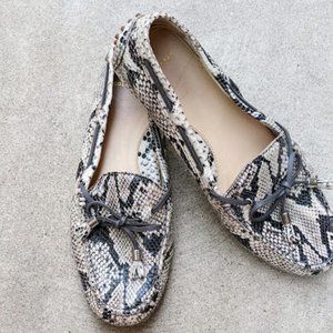 Cole Haan Snakeskin Tassled Loafers size 8.5B